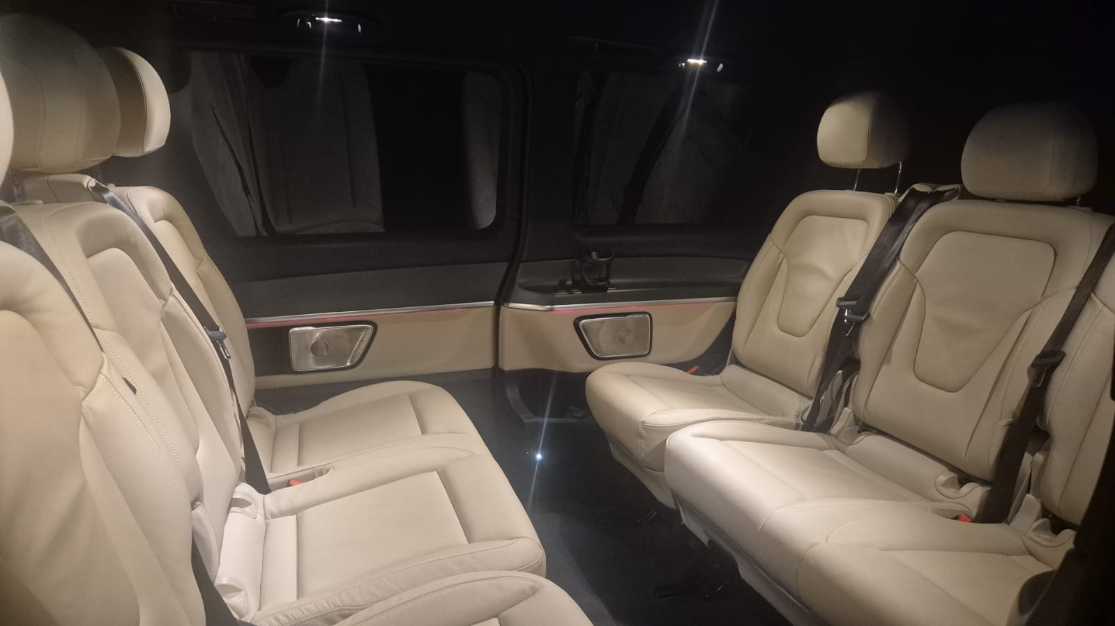 Taxi Antibes - Transferts aéroport et courses locales